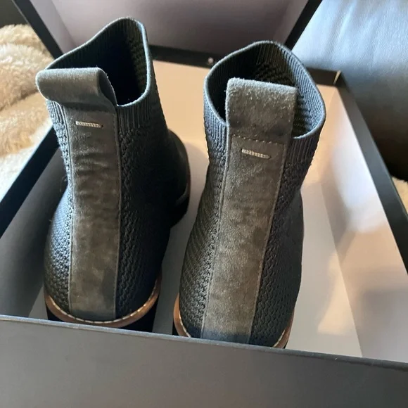 Eileen Fisher London knit wedge bootie in Graphite size 8 - NIB - Picture 6 of 10